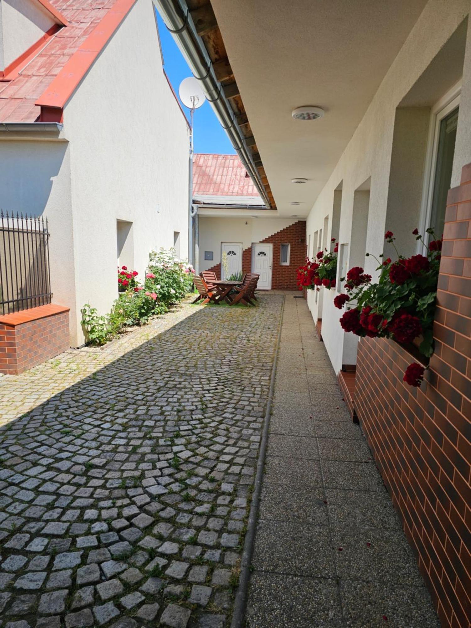 Ferienwohnung Olomouc New2 Exterior foto